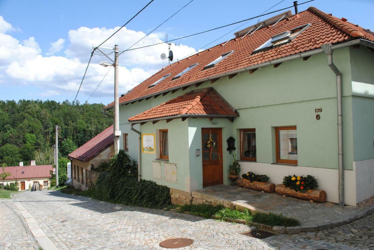 Apartman Stepanka Jihlava Exteriör bild